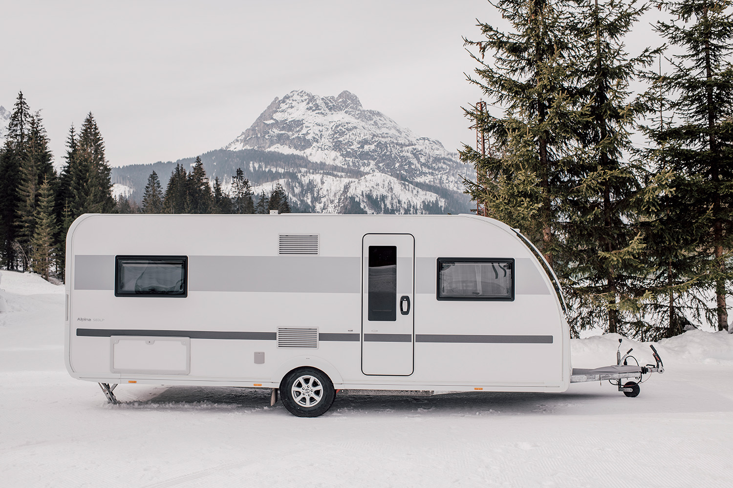 Alpina - karavan - Adria - Campers4U