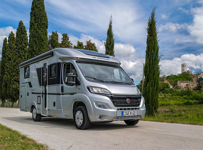 Compact - obytné auto - Adria - Campers4U
