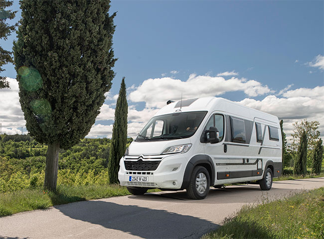 Twin Axess - vestaby - Adria - Campers4U