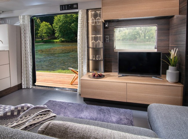 Astella - karavany - Adria - Campers4U