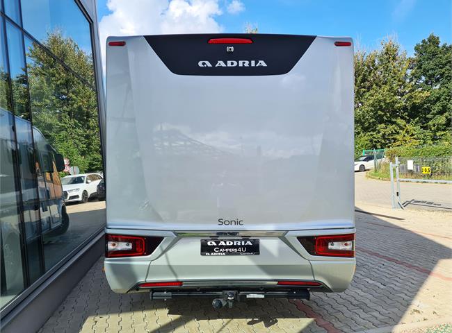SONIC SUPREME 710 SL - VÝBAVA