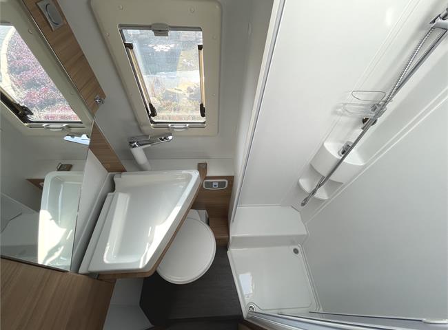 MATRIX PLUS 600 SP - VÝBAVA