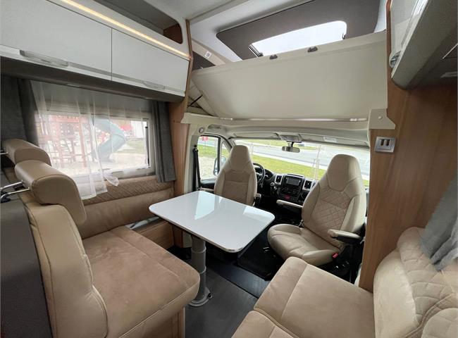 CORAL XL PLUS 670 SP - VÝBAVA