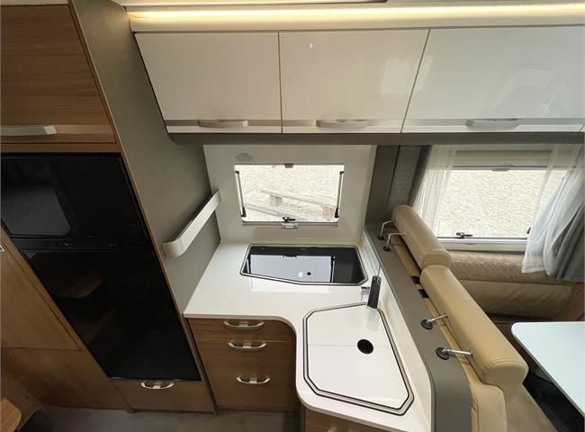 CORAL XL PLUS 670 SP - VÝBAVA