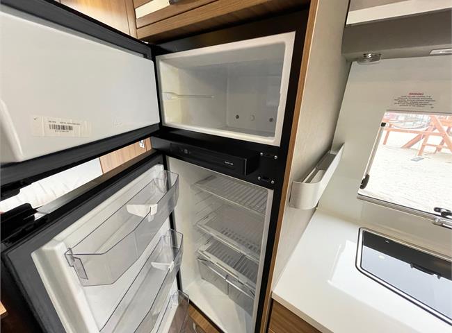 CORAL XL PLUS 670 SP - VÝBAVA