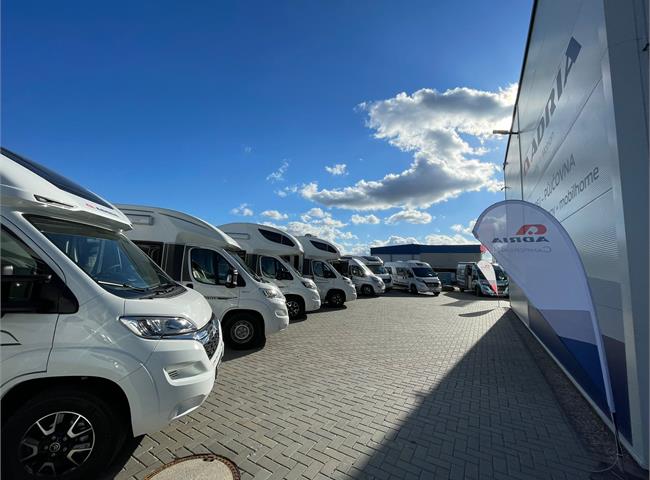 SUN LIVING V65 SL - VÝBAVA