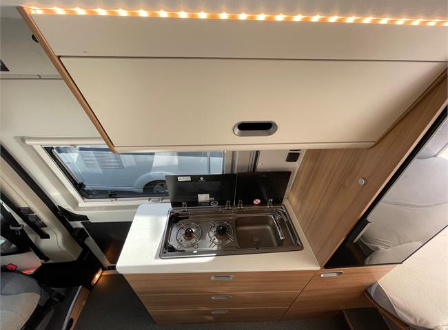 SUN LIVING V65 SL - VÝBAVA