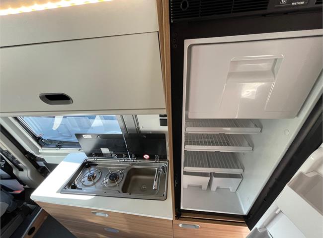 SUN LIVING V65 SL - VÝBAVA