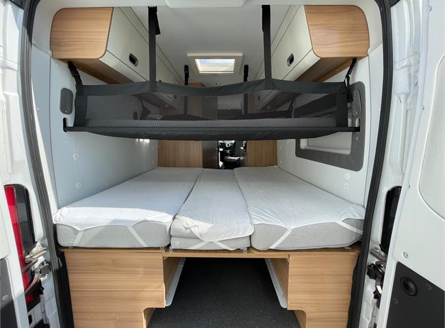SUN LIVING V65 SL - VÝBAVA