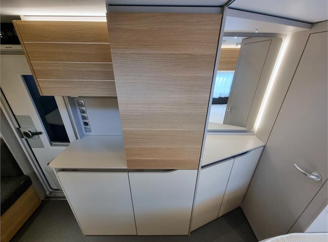 ADORA 522 UP