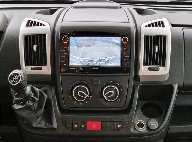 CORAL XL AXESS 670 SP - VÝBAVA