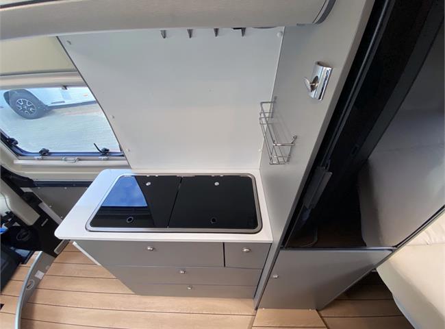 TWIN PLUS 600 SPT TITAN - VÝBAVA
