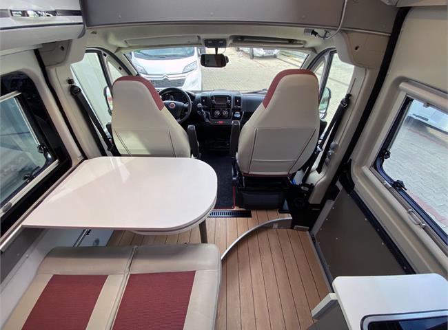 TWIN PLUS 600 SPT TITAN - VÝBAVA