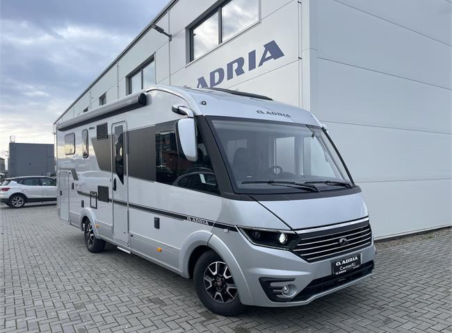 SONIC SUPREME 710 SL - VÝBAVA