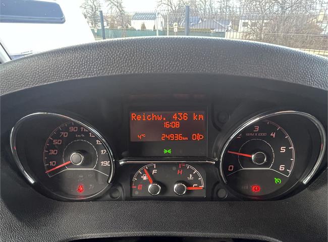 SONIC SUPREME 710 SL - VÝBAVA