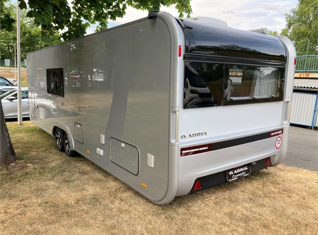 ASTELLA 704 HP - VÝBAVA