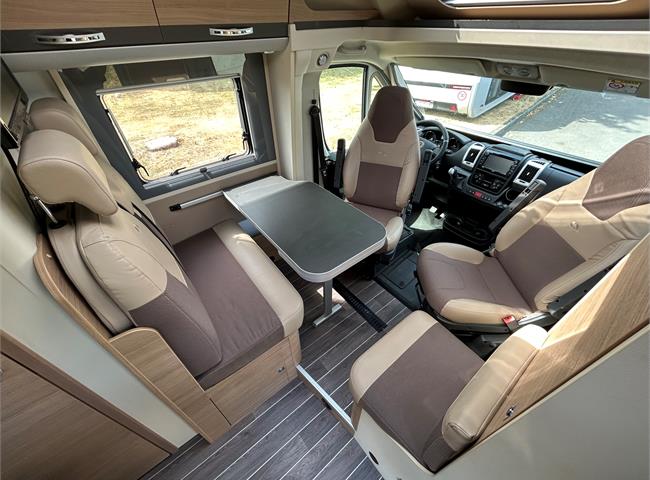 COMPACT PLUS SL - VÝBAVA