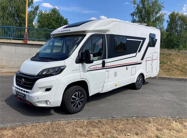 COMPACT PLUS SL - VÝBAVA