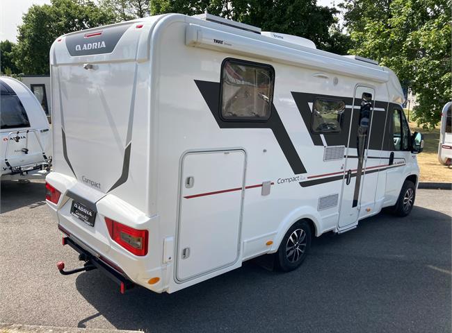 COMPACT PLUS SL - VÝBAVA