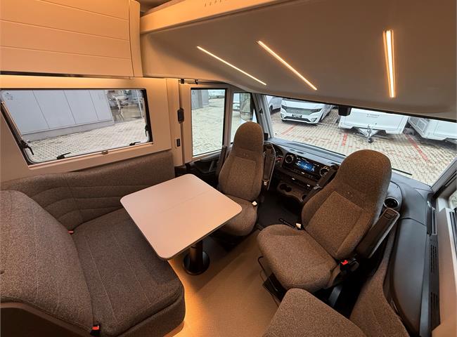 SUPERSONIC 780 SL - VÝBAVA