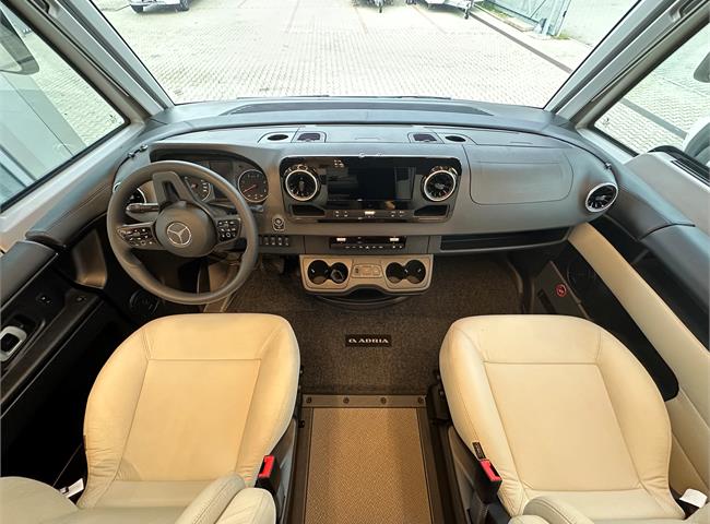 SUPERSONIC 890 LC
