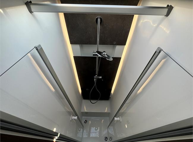 MATRIX SUPREME MB 670 DL