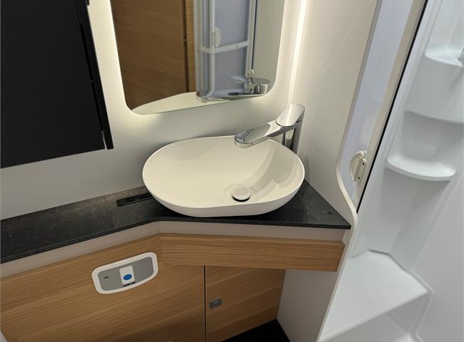 CORAL XL AXESS 660 SL