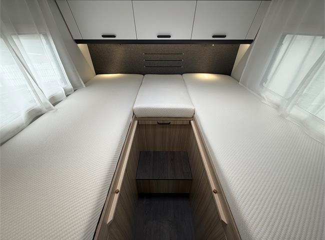 ADRIA SUN LIVING S75 SL