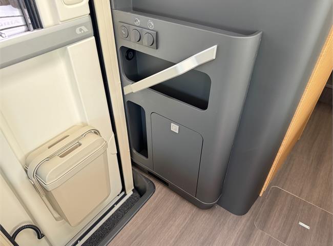 CORAL XL 660 SL - 5 míst