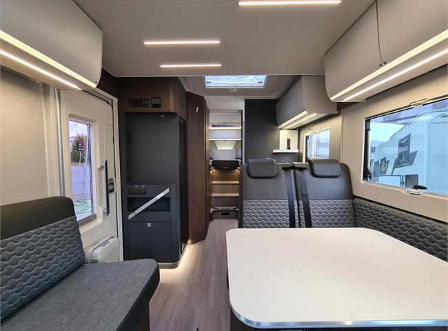 MATRIX SUPREME 670 SL
