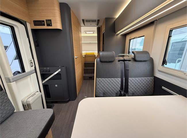 CORAL XL AXESS 660 SL - VÝBAVA
