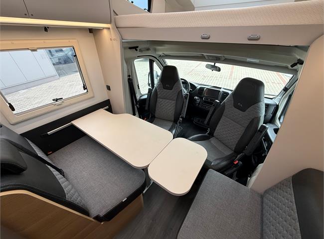 CORAL XL AXESS 660 SL - VÝBAVA