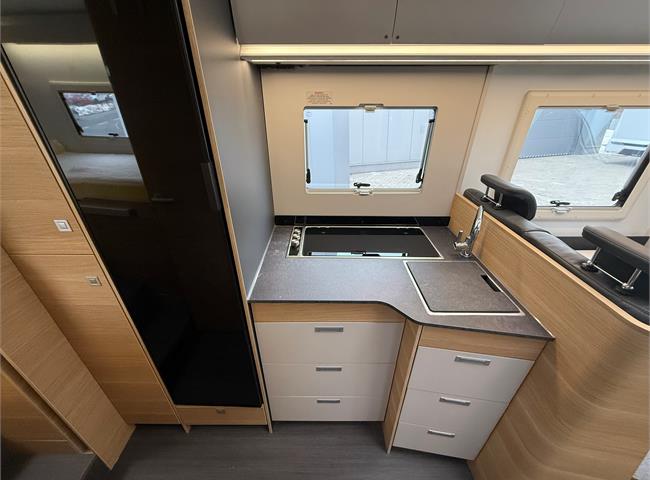 CORAL XL AXESS 660 SL - VÝBAVA