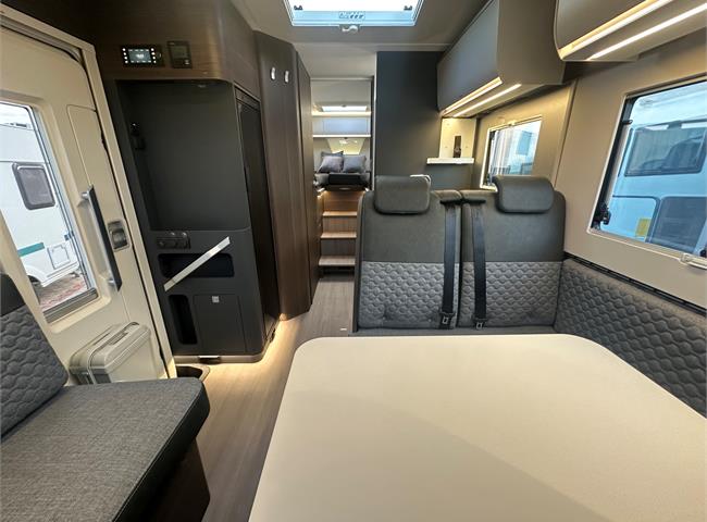 MATRIX SUPREME 670 SL - 3500kg