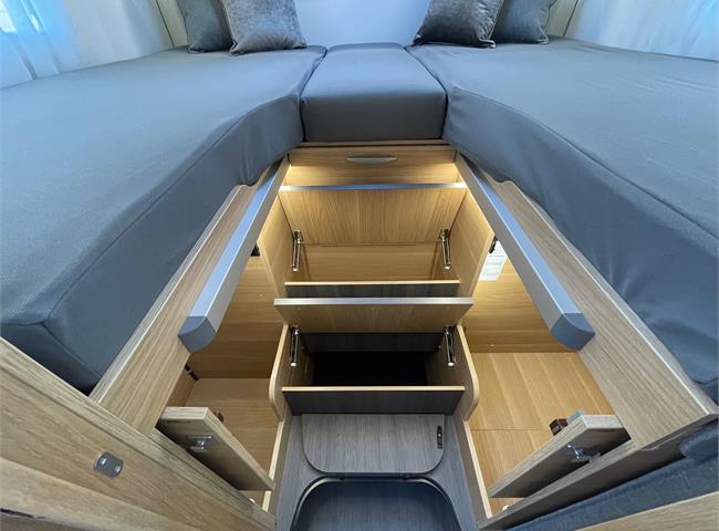 MATRIX AXESS 650 SL - VÝBAVA