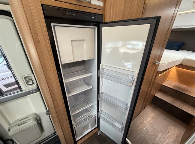 CORAL XL PLUS 670 SL - VÝBAVA