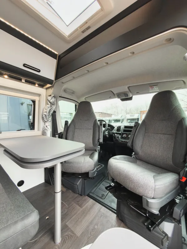 ADRIA SUN LIVING V65 SL – foto 2/16