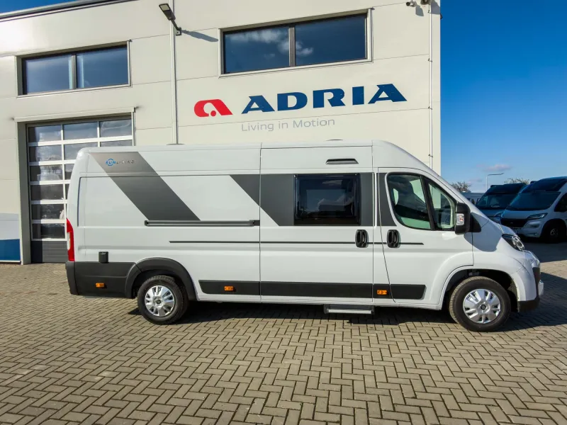 ADRIA SUN LIVING V65 SL – foto 2/23