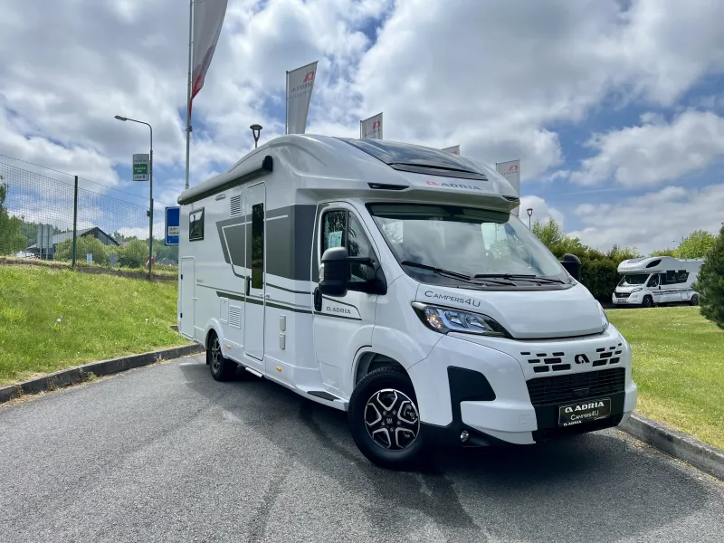MATRIX AXESS 650 DL 2026 – Obytný vůz, pobočka Příbram