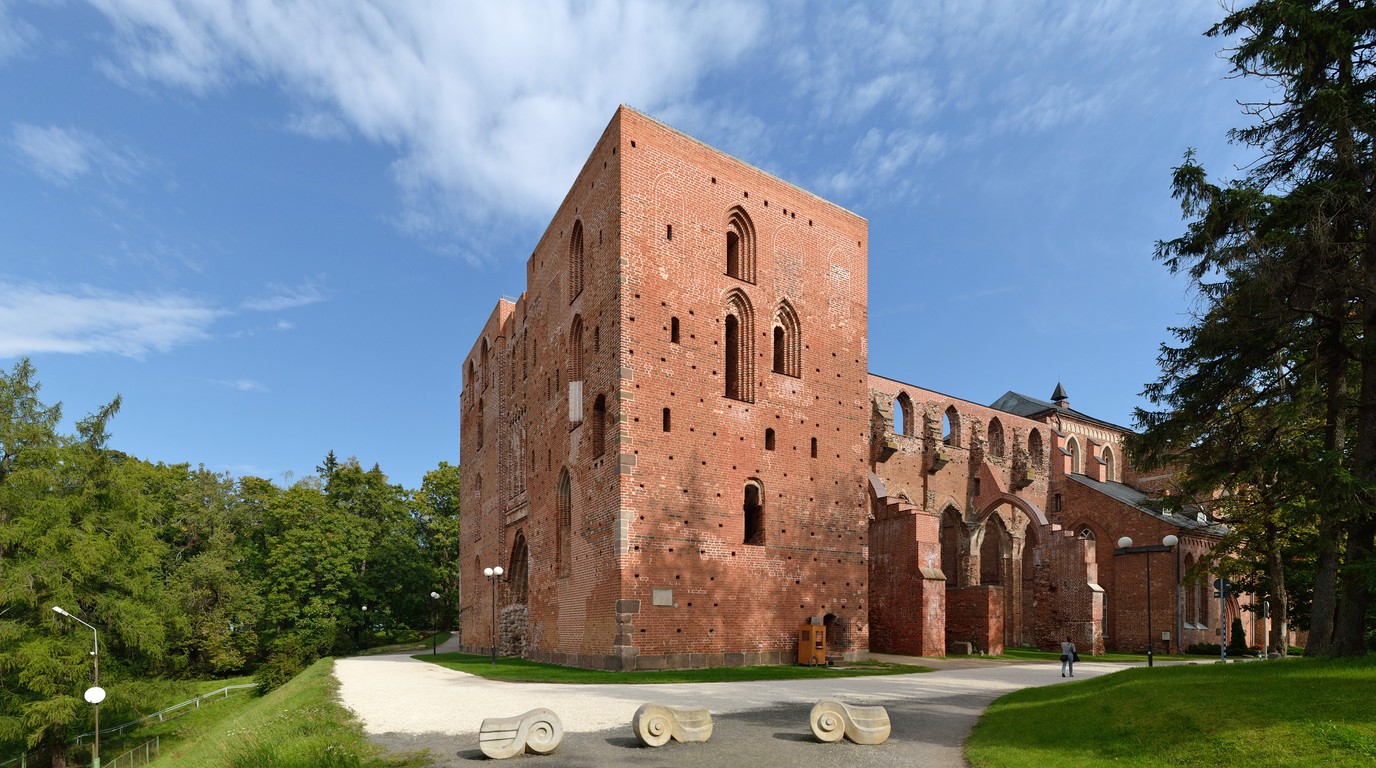 Karula National Park and Tartu Cathedral