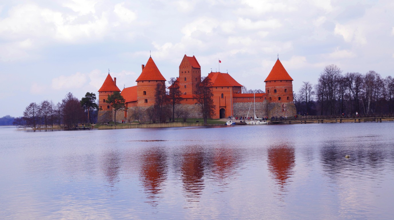 Vilnius and Trakai: Castles, Palaces and the Cathedral